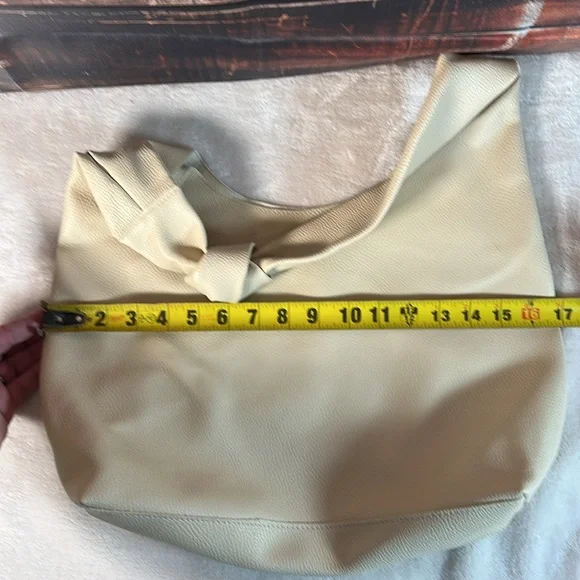 Vince Camuto Cream Textured Bag - Picture 4 of 8